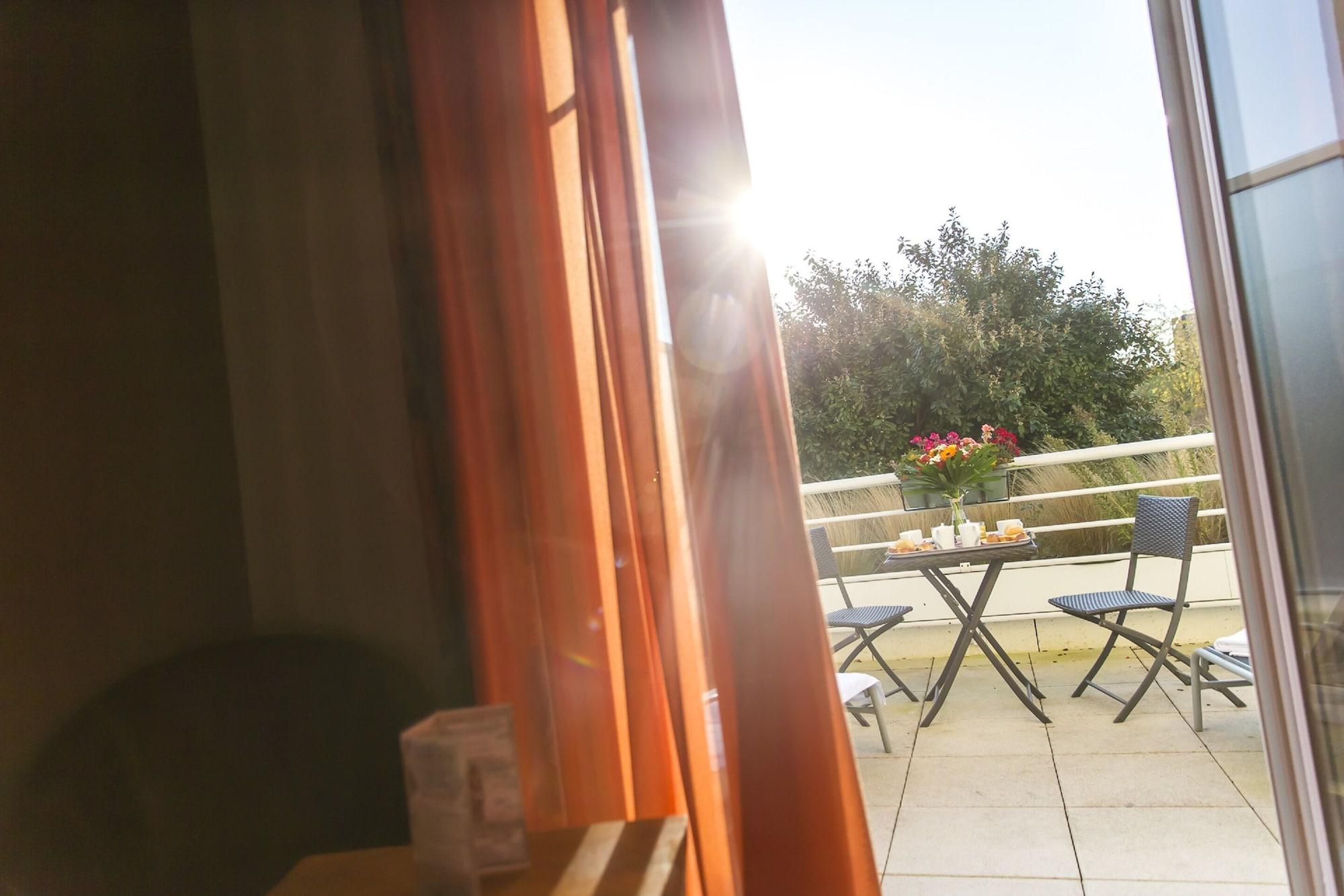 Almoria Hôtel&SPA Deauville Exterior foto